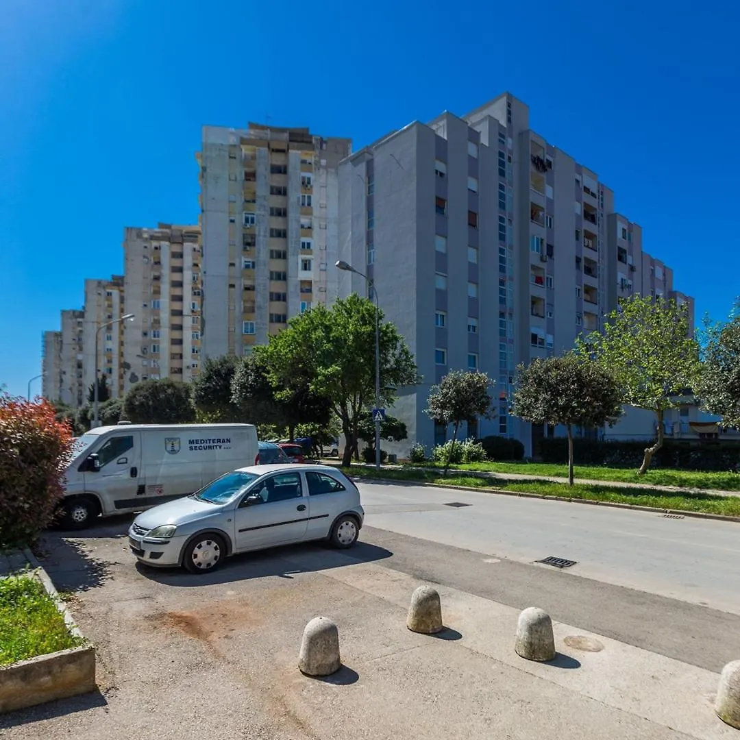 City&Sea View 2Br 4+2 Zadar 0*,  Croatia