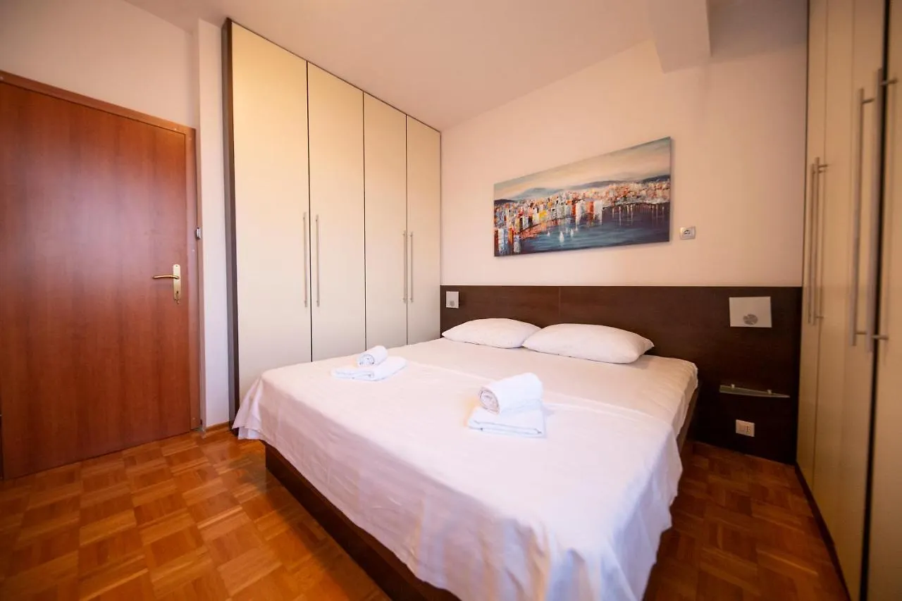 City&Sea View 2Br 4+2 Zadar