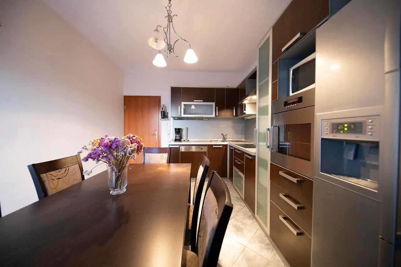 Apartment City&Sea View 2Br 4+2 Zadar