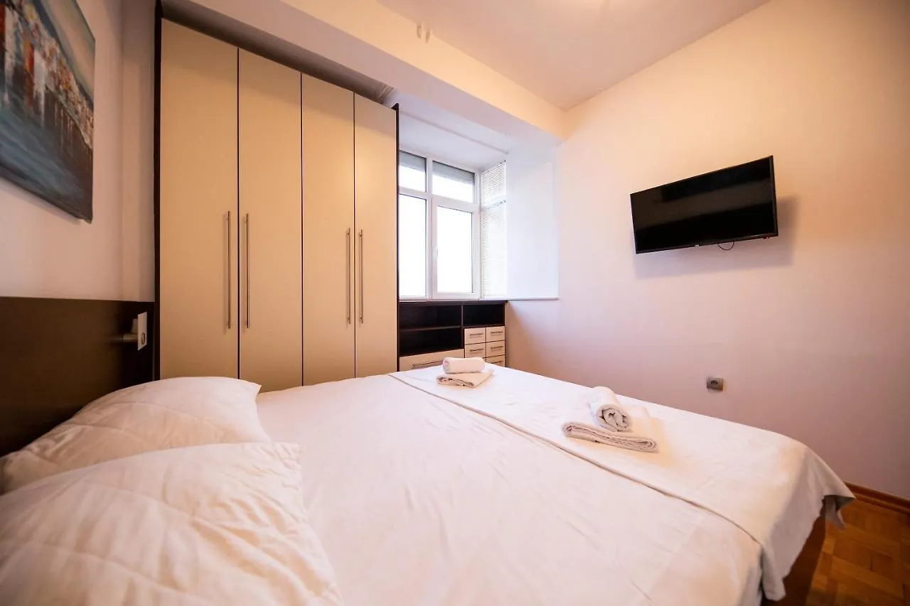City&Sea View 2Br 4+2 Zadar