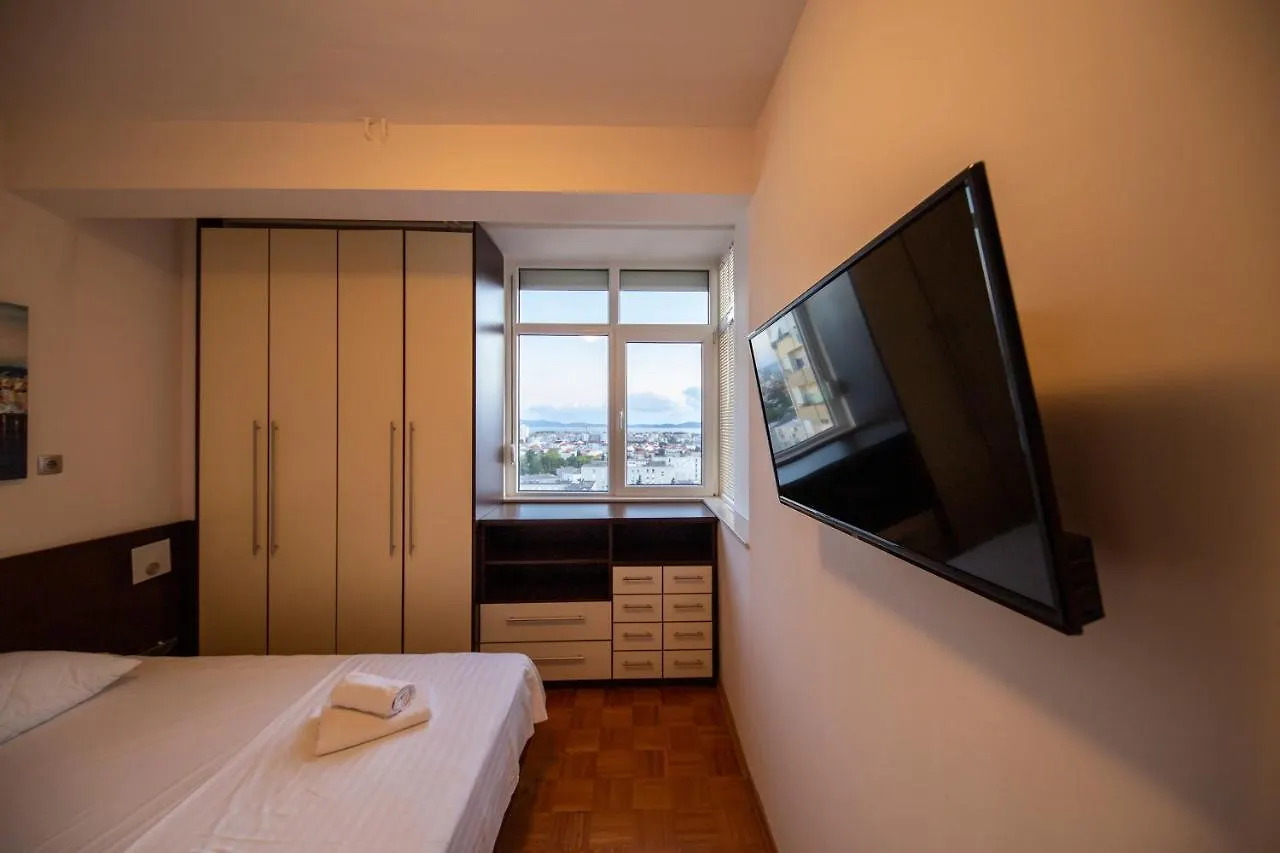 Apartment City&Sea View 2Br 4+2 Zadar